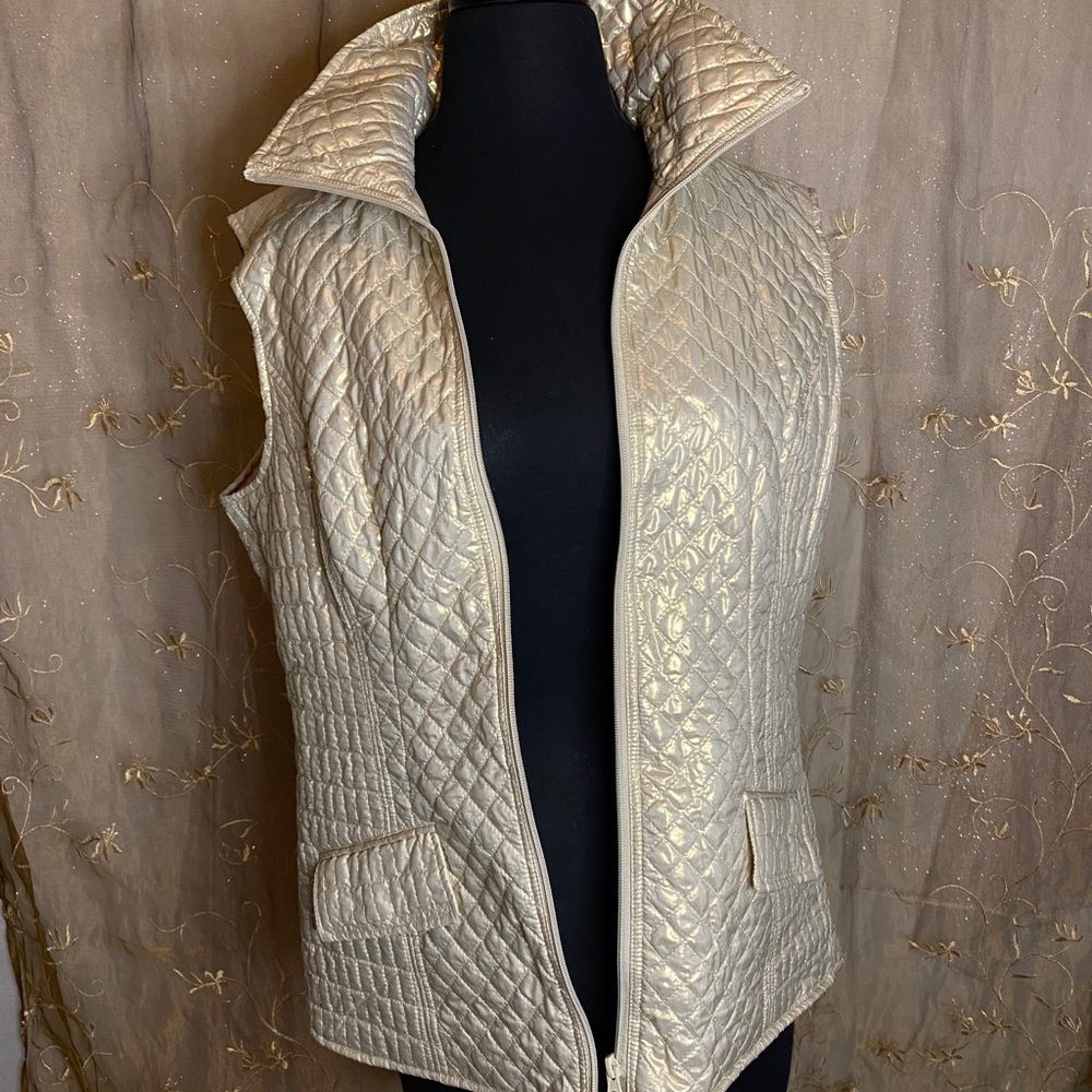 Womens LN L Large Gold Knit Vest